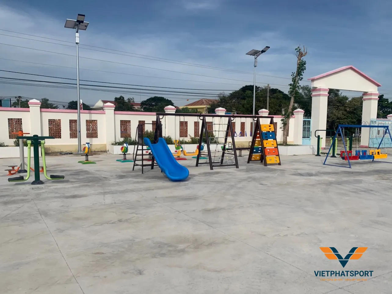 Xã Phú Lạc, Bình Thuận Lắp Đặt Khu Liên Hợp Thể Thao Ngoài Trời