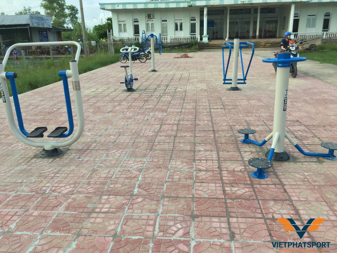 Máy Tập Thể Dục Ngoài Trời Đã Về Xã Tam Giang Tây, Cà Mau