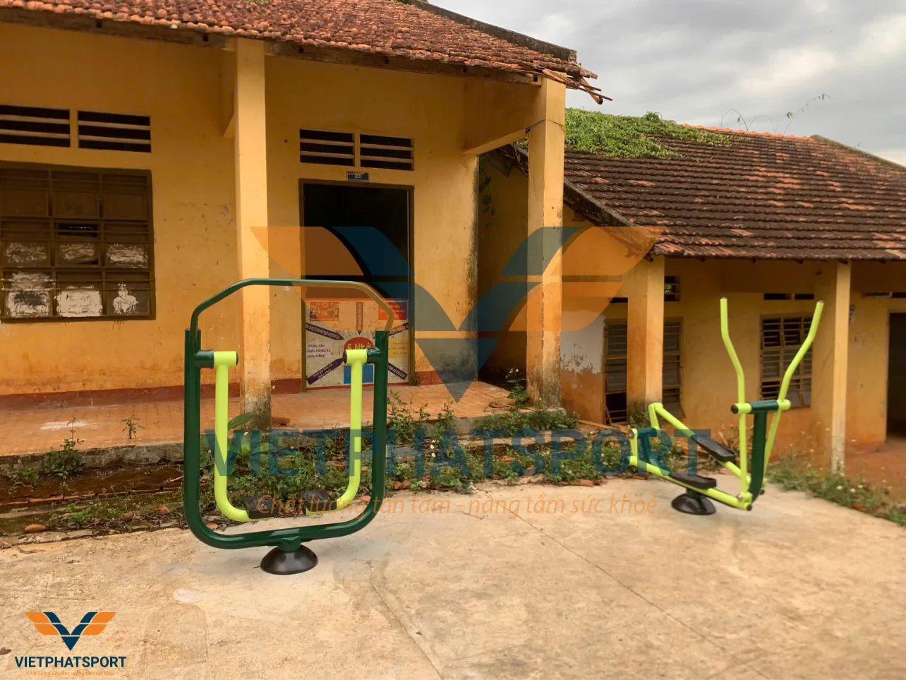 5 Thôn của Xã Phước Tân, huyện Phú riềng, Tỉnh Bình Phước trang bị cho bà con thiết bị thể thao ngoài trời